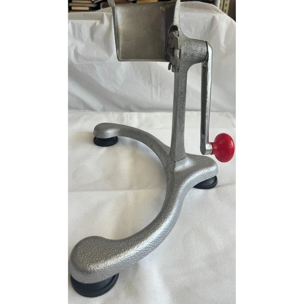 Vintage Vita Craft Saladizer Food Cutter L.G. Gildersleeve Pasadena 3 Cones Red